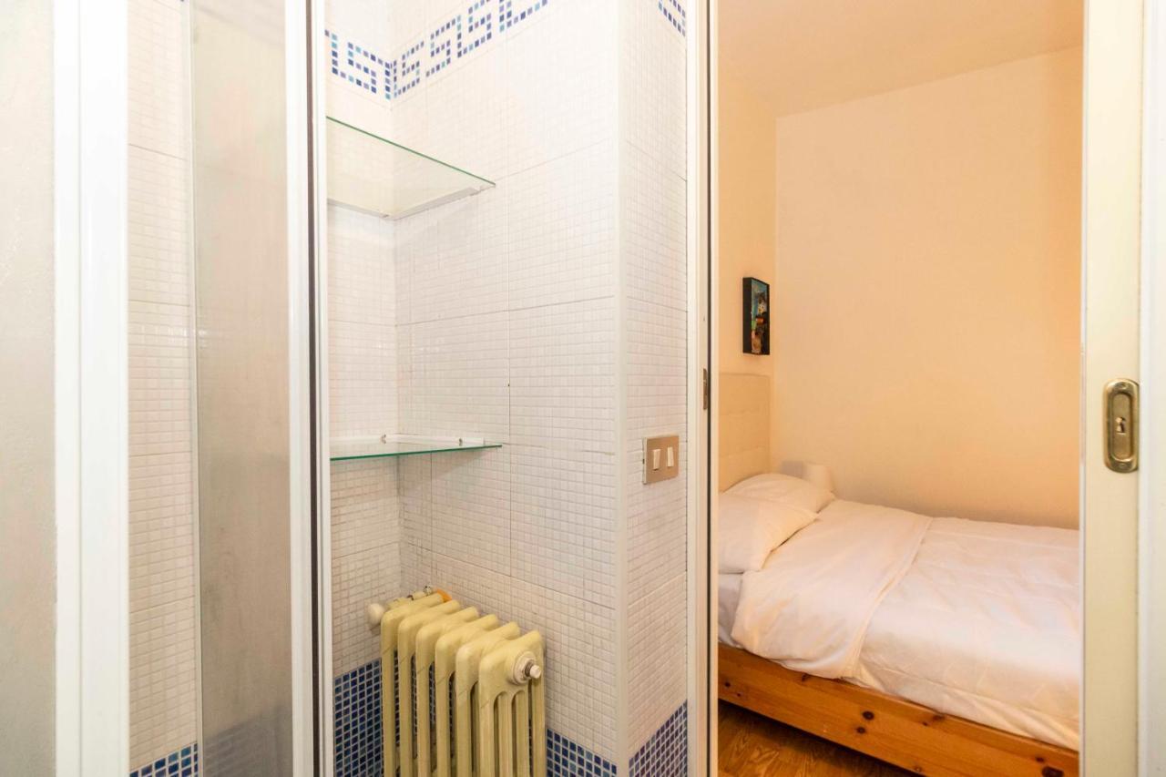Porta Nuova & San Salvario Roomy Flat Турин Экстерьер фото