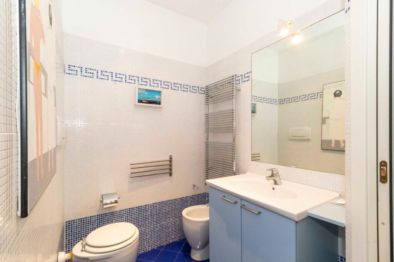 Porta Nuova & San Salvario Roomy Flat Турин Экстерьер фото