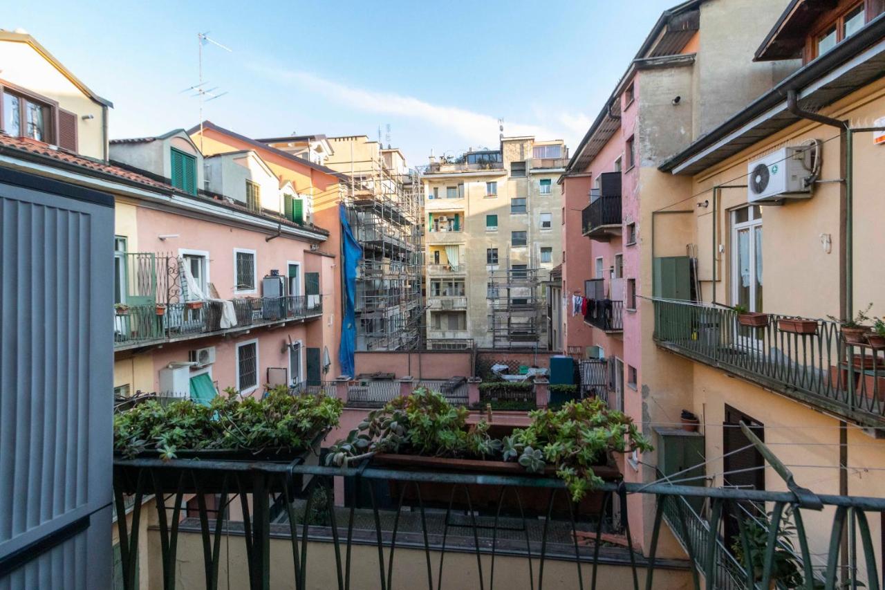 Porta Nuova & San Salvario Roomy Flat Турин Экстерьер фото