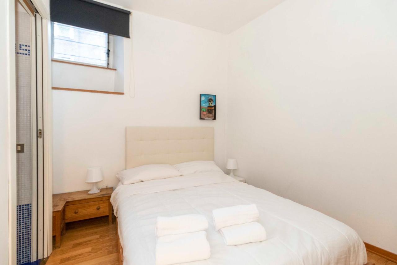 Porta Nuova & San Salvario Roomy Flat Турин Экстерьер фото