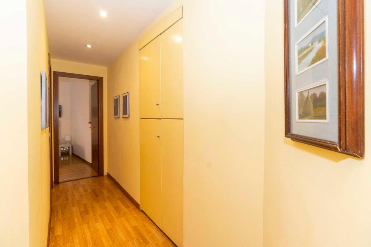 Porta Nuova & San Salvario Roomy Flat Турин Экстерьер фото